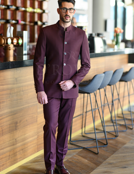 Bordó állógalléros öltöny