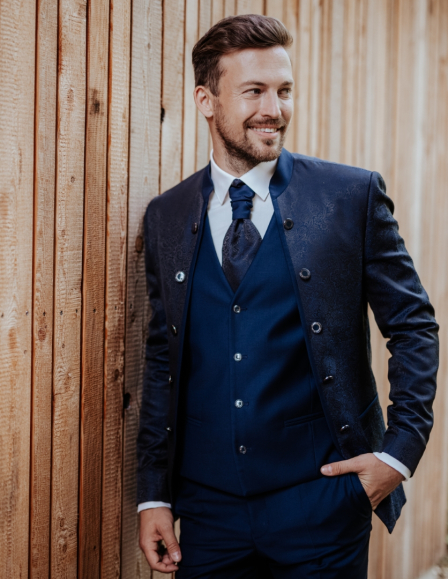 184-steinecker-editorial-1055