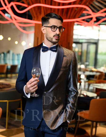 Kétszínű szmoking öltöny