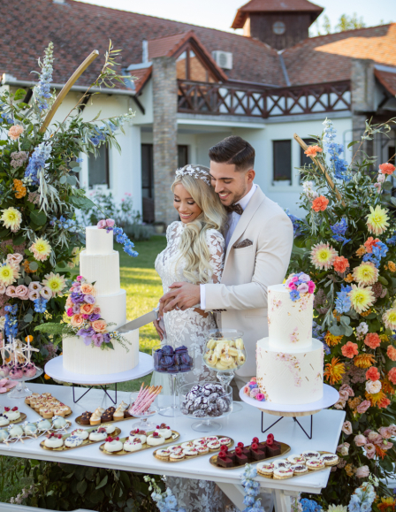 eskuvo-classic-ugo-logos-80