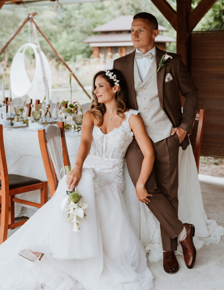 eskuvo-classic-zarah-tanya-logos-77-1