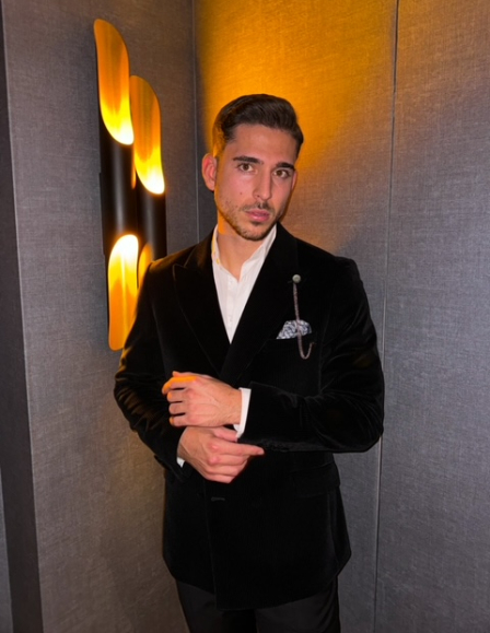 Fekete bársony duplasoros zakó